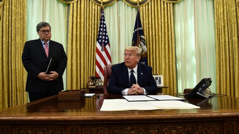 Twitter marca mensagem de Trump por "glorificar a violência"