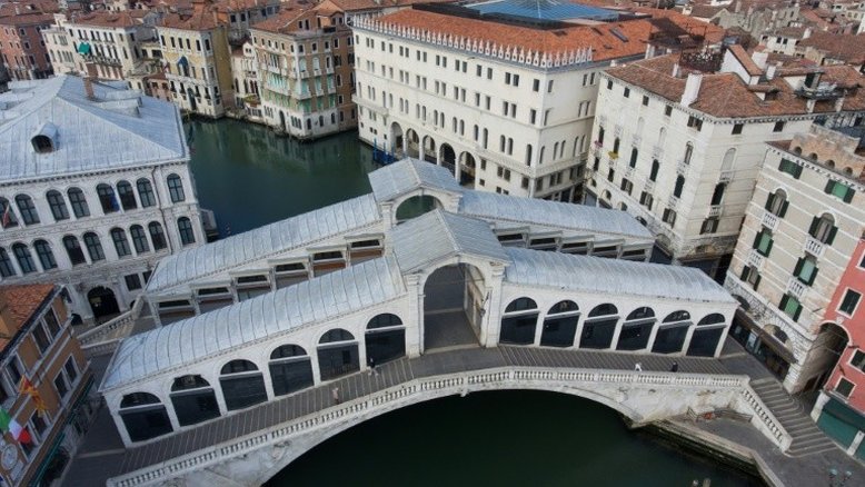 'Sem turismo, Veneza é uma cidade morta', lamenta gondoleiro