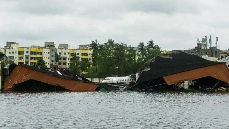 Ciclone Amphan devasta Índia e Bangladesh