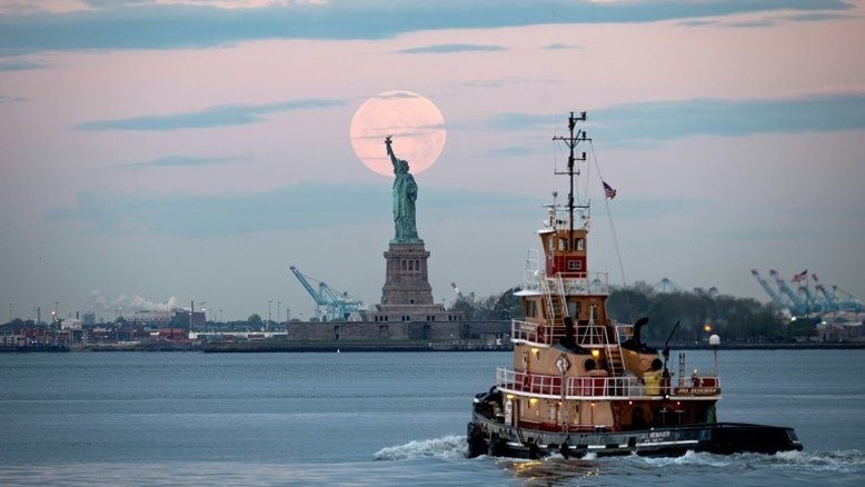Mais confinamento e dúvidas sobre o futuro de Nova York