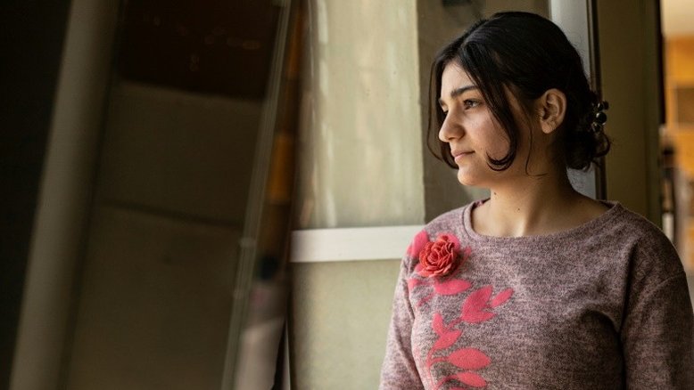 Um jovem Yazidi, sobrevivente do grupo EI, retorna ao Iraque
