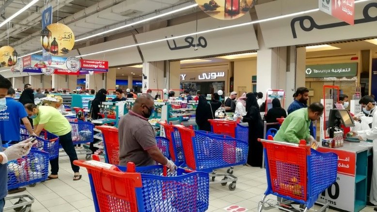 Arábia Saudita triplica IVA e suspende subsídios em plano de austeridade