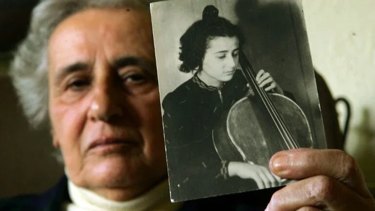 O longo silêncio de Anita Lasker-Wallfisch, sobrevivente da Orquestra de Auschwitz