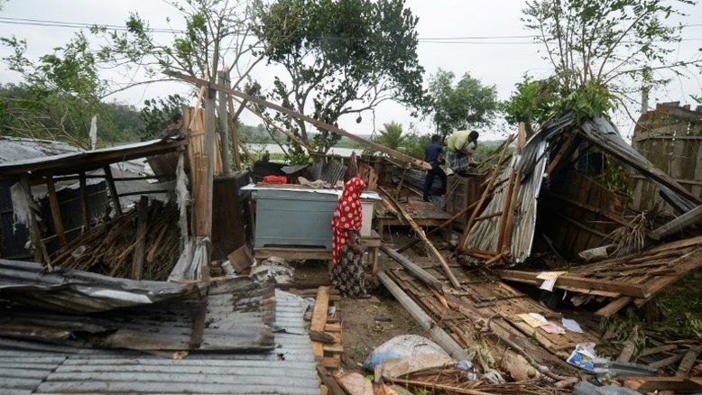 "Tudo está perdido" após a passagem do ciclone Amphan em Bangladesh