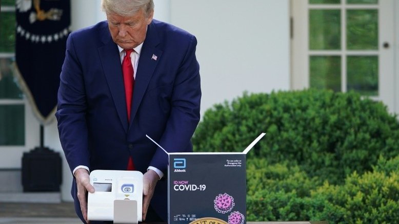 Teste para COVID-19 elogiado por Trump geraria muitos falsos negativos, diz estudo