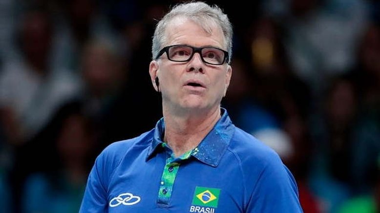 Bernardinho abre mão de salário para manter time do Sesc RJ: 'Não tem orçamento'