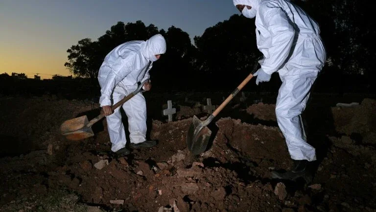 Covid-19: Brasil passa das 180 mil mortes desde início da pandemia