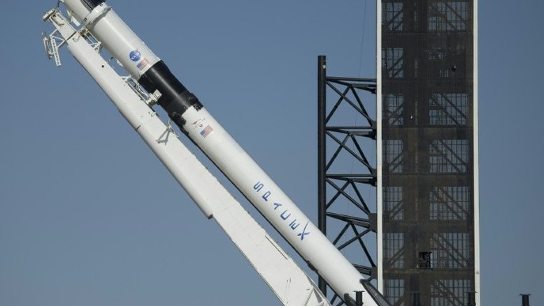 Nasa dá sinal positivo para primeiro voo da SpaceX com tripulação em 27 de maio
