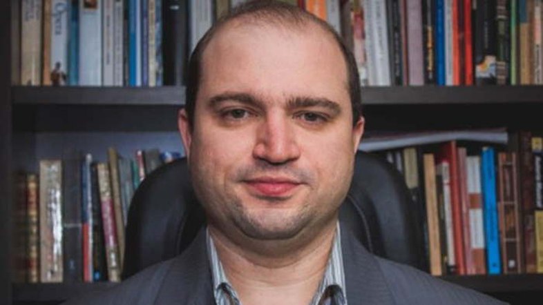 Demitido por Regina Duarte, Dante Mantovani é renomeado para a presidência da Funarte