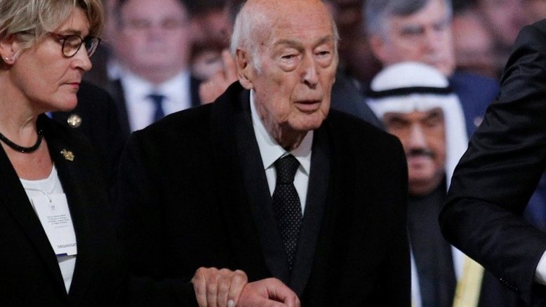 Justiça abre investigação contra ex-presidente francês por assédio sexual
