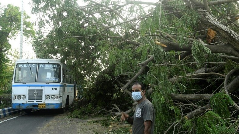 Passagem do ciclone Amphan deixa mais de 100 mortos na Índia e em Bangladesh