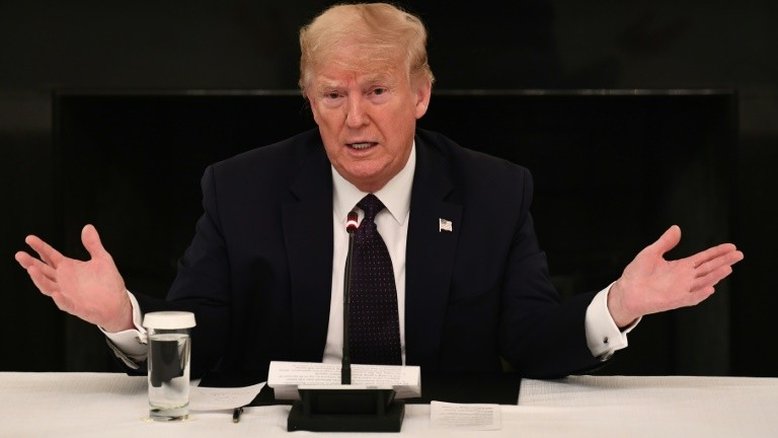 Trump: estamos considerando eventual proibição de voos com Brasil