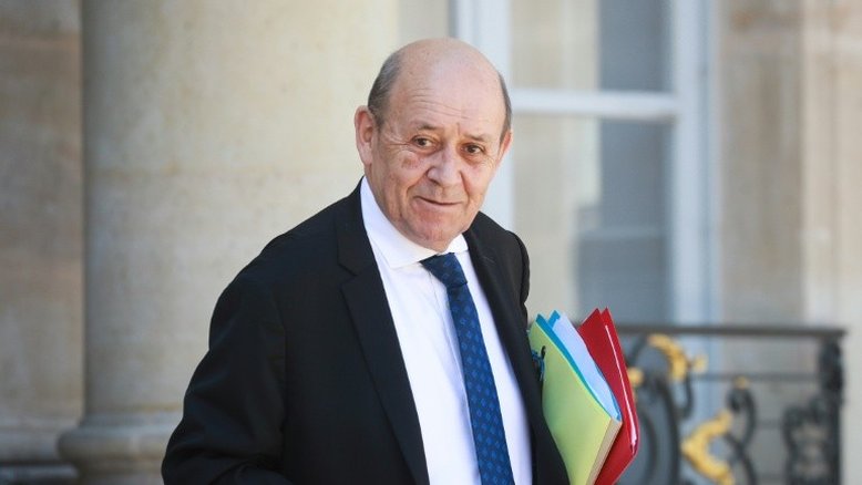 França alerta para uma nova "guerra fria" entre EUA e China