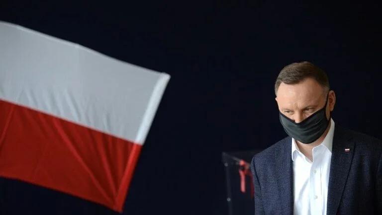 Polônia dividida para segundo turno de eleição presidencial