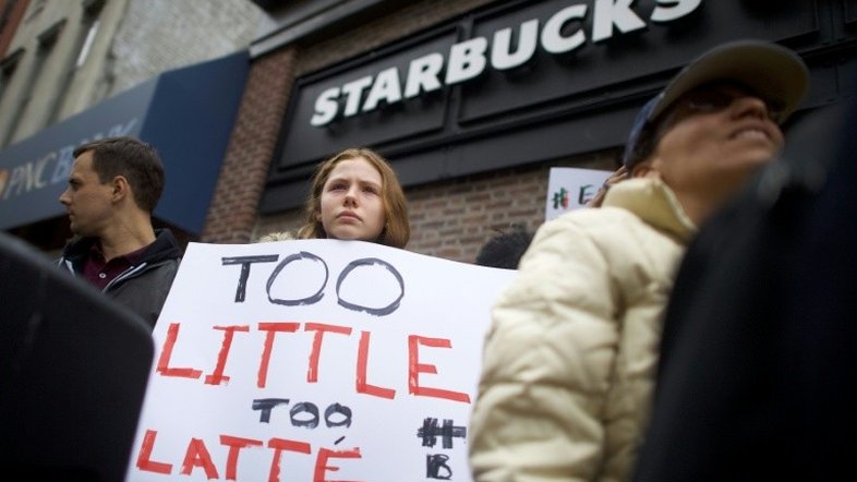 Starbucks suspende anúncios nas redes sociais para protestar contra ódio racial