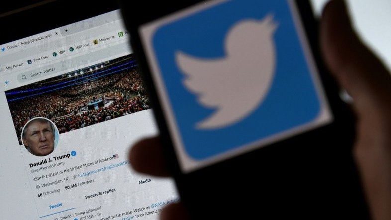 Conta de Trump é primeiro resultado ao se buscar 'racista' no Twitter