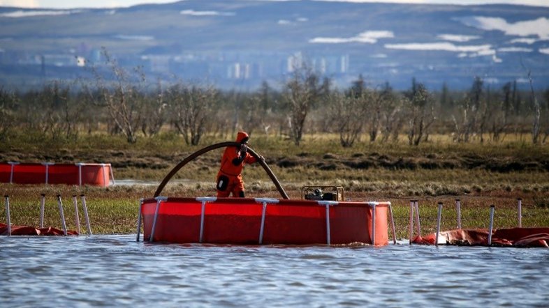 Poluição no Ártico russo atinge lago vizinho