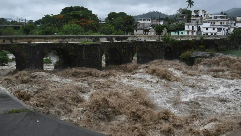 Chuvas deixam cinco mortos e meio milhão de afetados na Guatemala