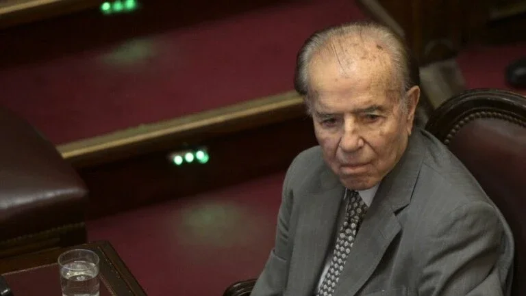 Morre o ex-presidente argentino Carlos Menem aos 90 anos