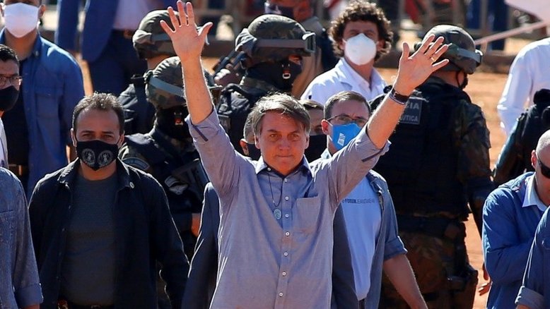 Protestos contra e a favor de Bolsonaro são realizados em SP