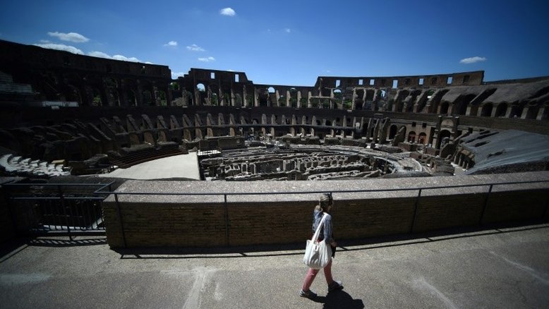 Coliseu de Roma tem tímida reabertura em meio à pandemia