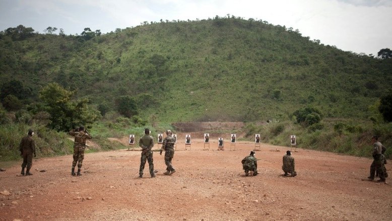 Grupo armado suspende participação em acordo de paz centro-africano