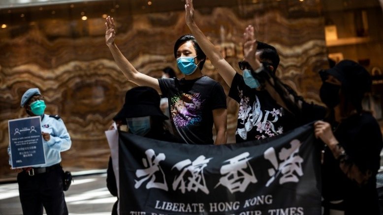 China pede ao Reino Unido o fim imediato da interferência em Hong Kong