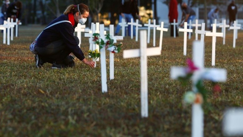 Coronavírus causa mais de 500 mil mortes no mundo
