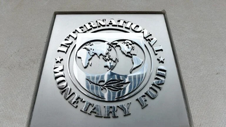 FMI alerta para risco de 
