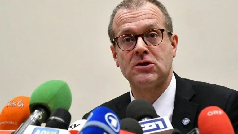OMS alerta sobre aumento de casos de coronavírus na Europa após flexibilização progressiva