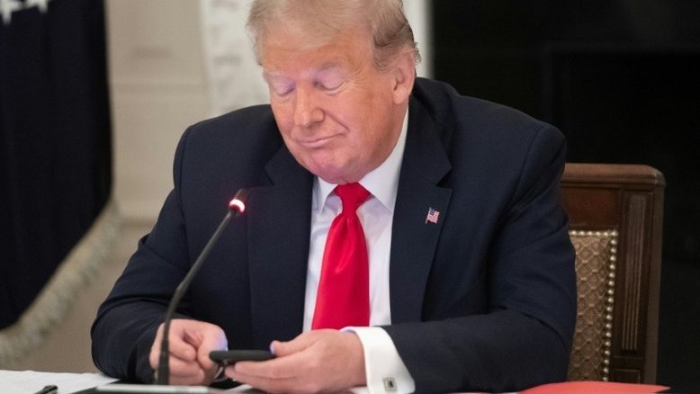 Família de Trump recorre à Justiça para evitar publicação do livro de sobrinha
