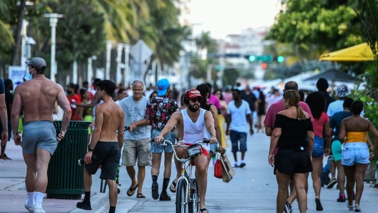 Flórida registra novo recorde de infectados em 24 horas