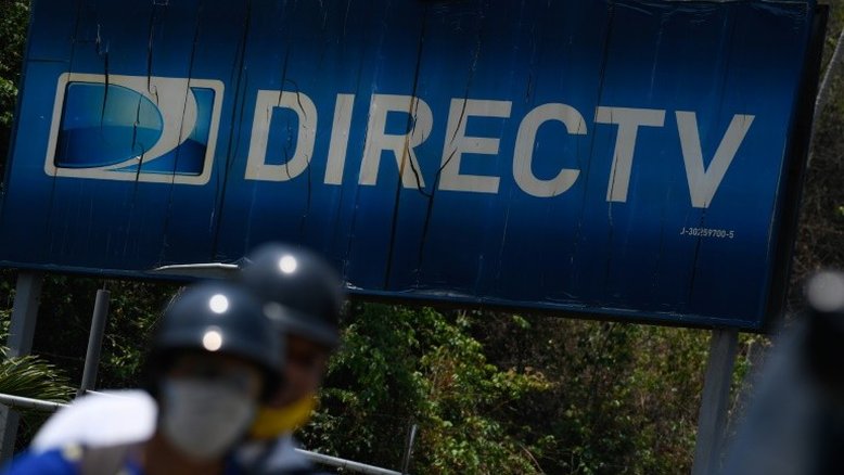 Três gerentes da DirecTV, alvo de ordem de captura, se entregam na Venezuela