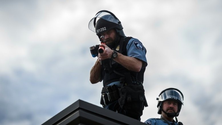 Polícia de Minneapolis será desmantelada e reconstruída (Câmara municipal)