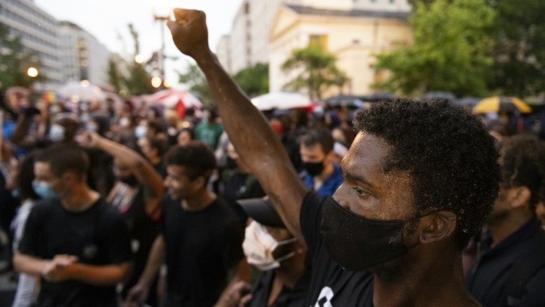 EUA espera novo dia de mobilizações em massa contra racismo