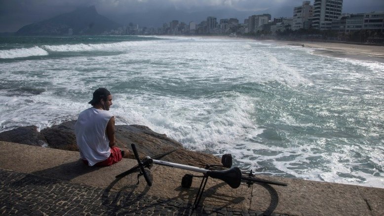 Governo do Rio de Janeiro flexibiliza medidas de confinamento