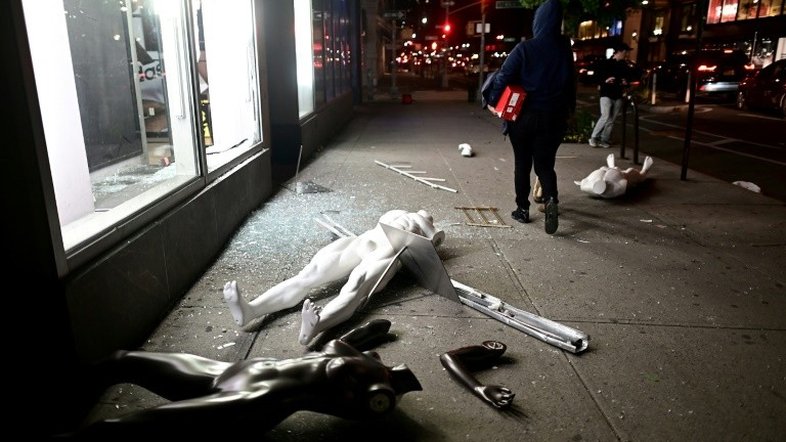 Toque de recolher ampliado em Nova York após saques