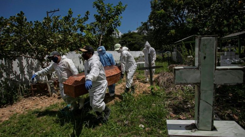 Ministério da Saúde publica números divergentes sobre a Covid-19 no Brasil