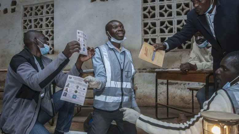 Oposição vence eleições presidenciais no Malauí