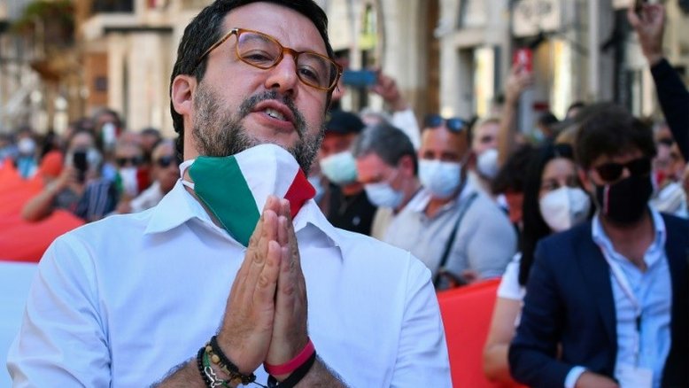Político diz que Salvini quer replicar 'modelo Bolsonaro'
