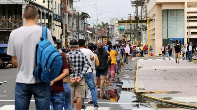 Ministro do Interior do Peru propõe manter toque de recolher até fim do ano