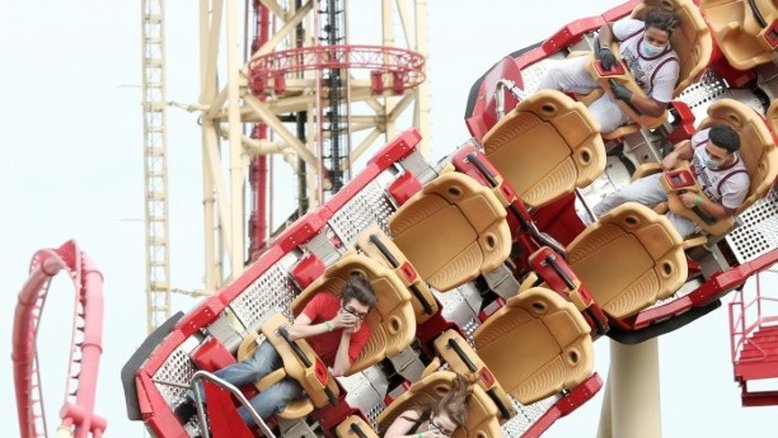 Universal Orlando é primeiro grande parque temático a reabrir na Flórida