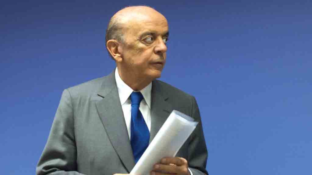 Confira as 5 notícias que estão bombando nesta quinta-feira 6 ALVO O senador José Serra está sendo investigado por desvio de dinheiro nas obras do Rodoanel