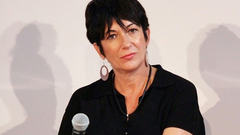 Ex-namorada de Epstein pede para ser liberada em troca de fiança de US$ 5 milhões