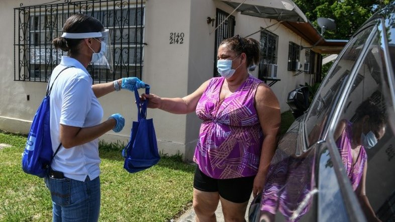 EUA anunciam testes gratuitos de Covid-19 em áreas críticas do sul