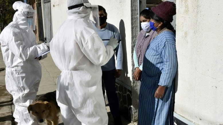 Militar na administração da pandemia gera críticas na Bolívia