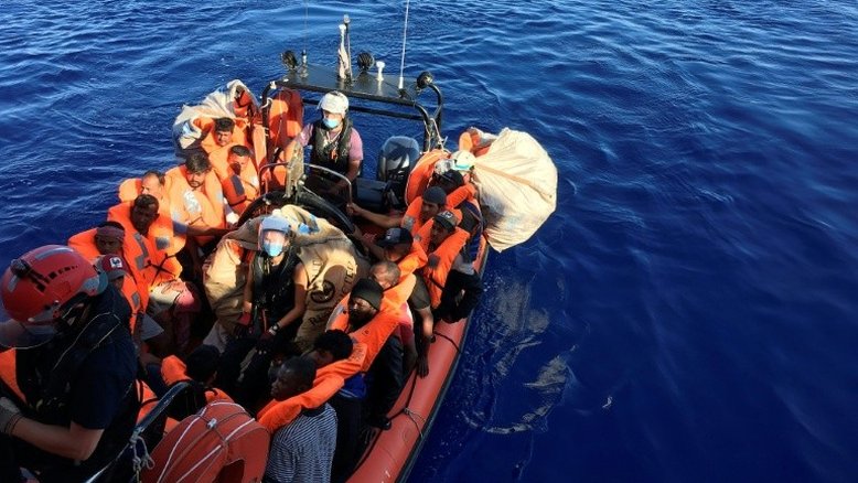 Itália poderá acolher na segunda-feira migrantes do Ocean Viking