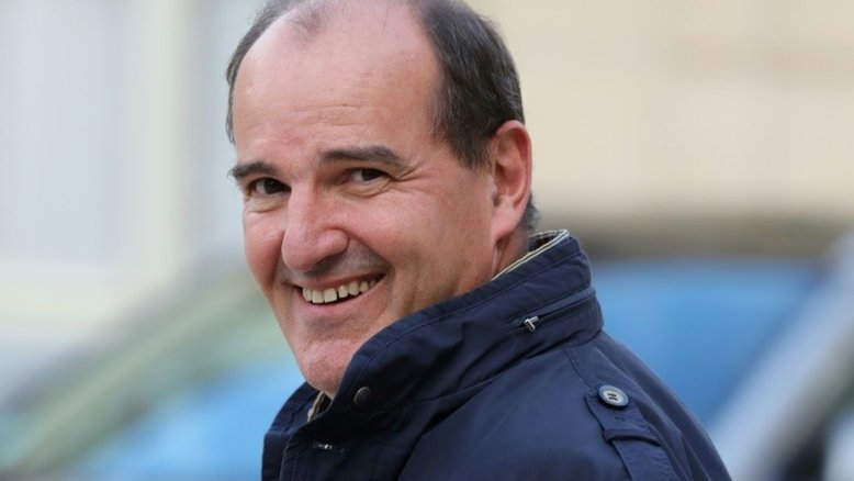Jean Castex, de arquiteto do desconfinamento a primeiro-ministro da França