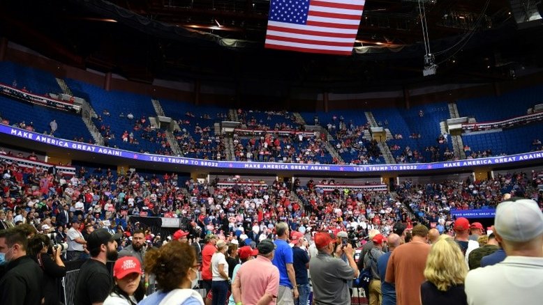 Após comício de Trump, casos de coronavírus disparam em Oklahoma