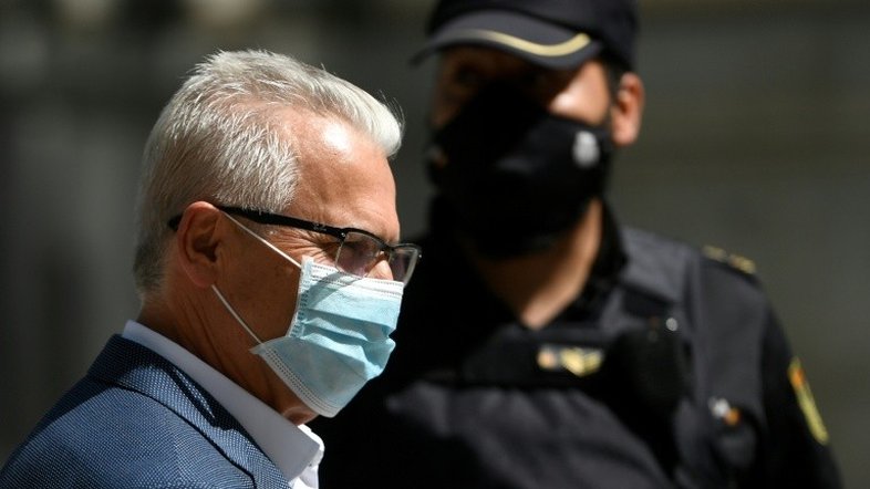 Assange foi vigiado como "em um filme", diz seu advogado Baltasar Garzón